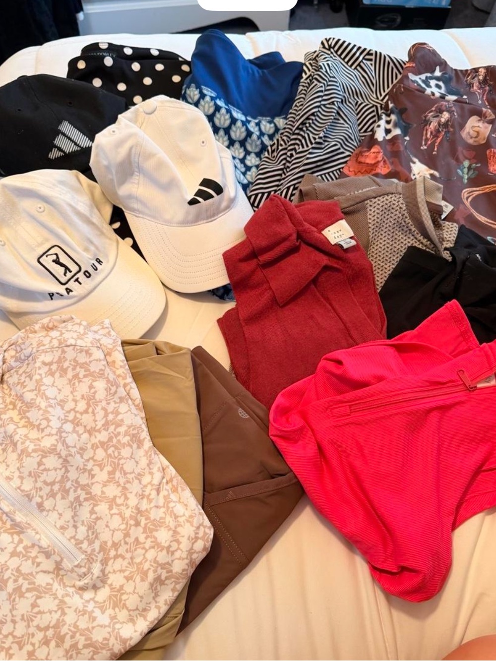 Women’s golf wear